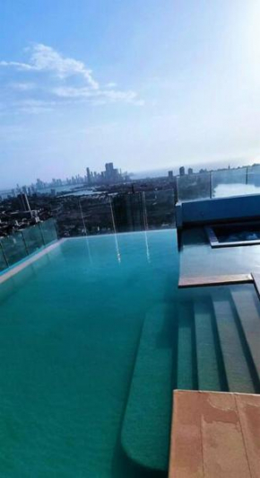 P44 2BD & 3BA Huge terrance to the sea 10 min walking walled City